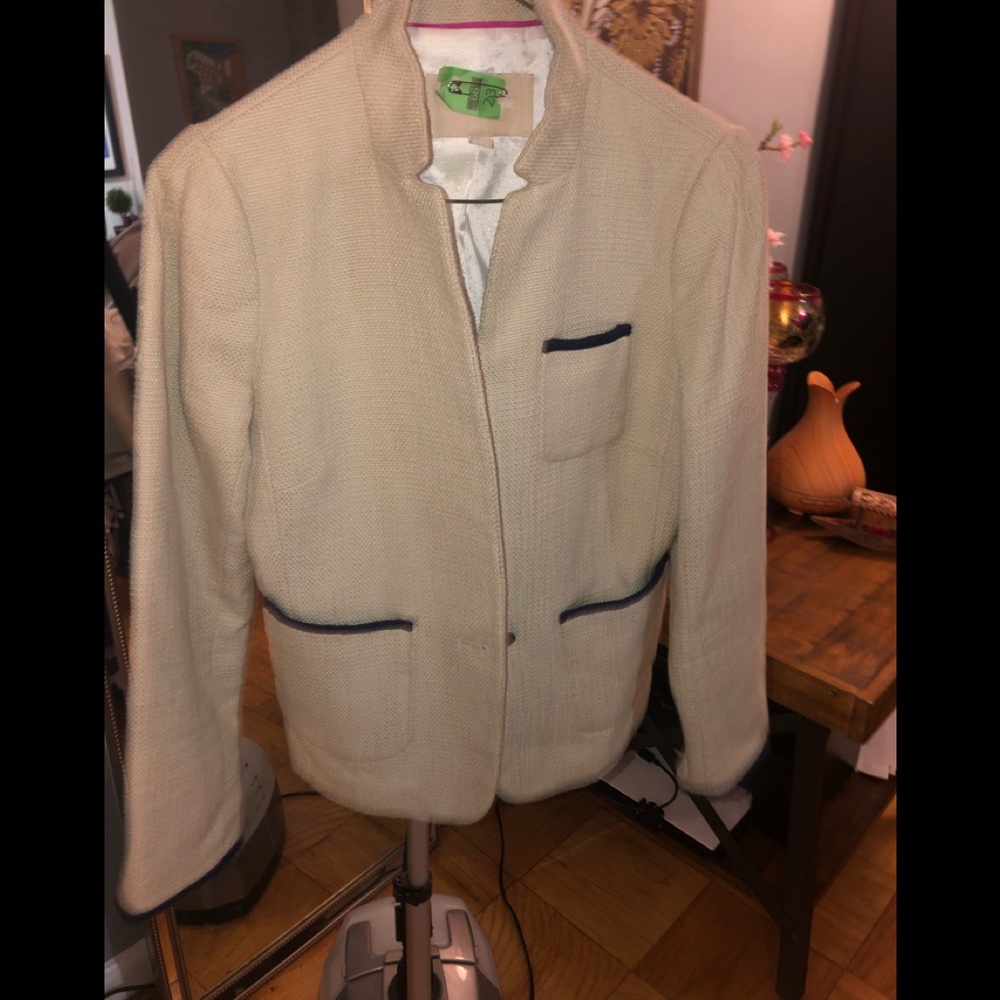 Banana Republic tweed blazer w/ navy blue piping!